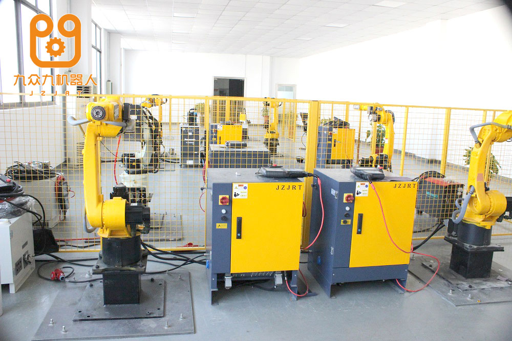 碼垛機器人-工業機器人展示